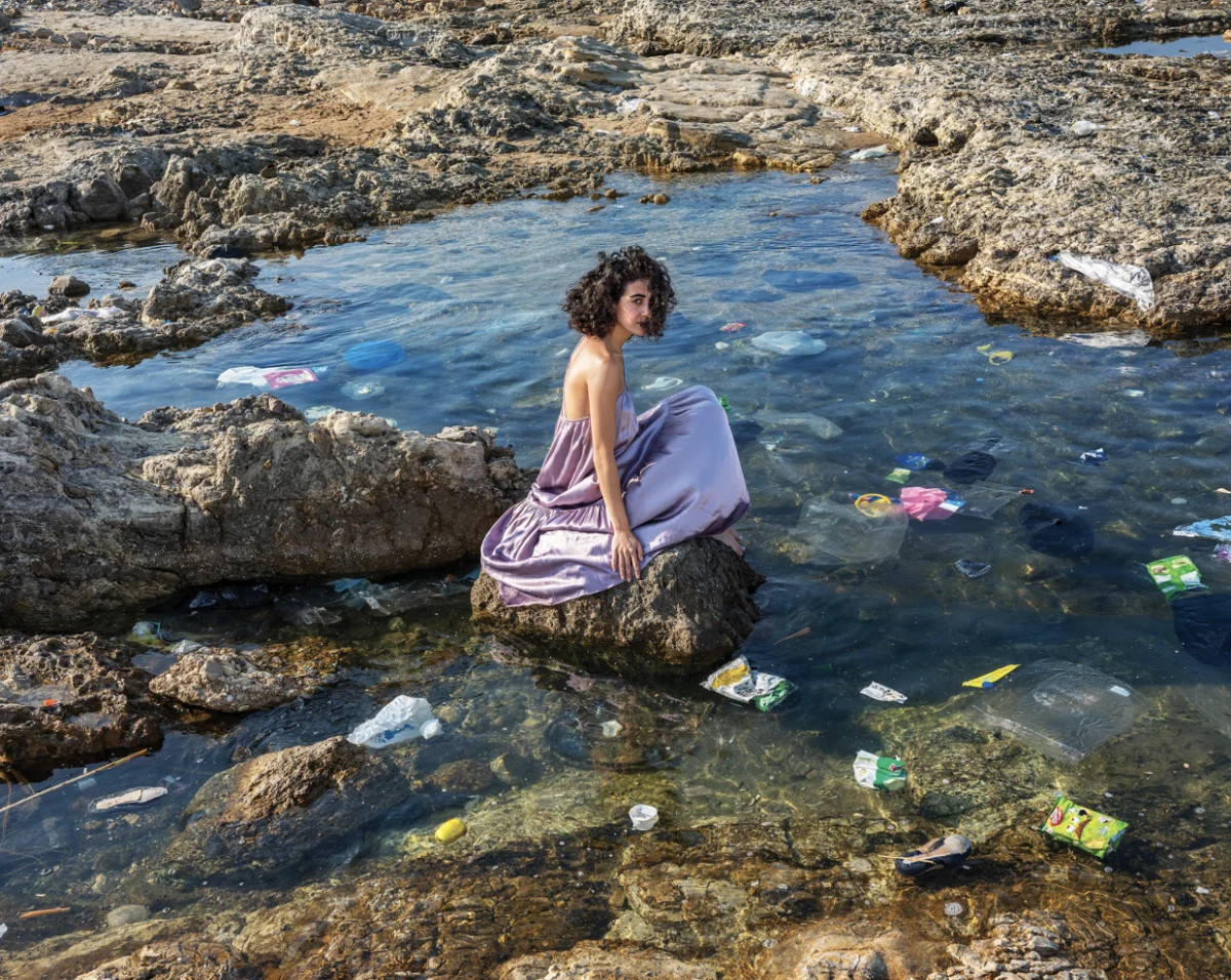 A Portrait of Resilience: Rania Matar’s Where Do I Go? Captures the Soul of a Generation in Flux