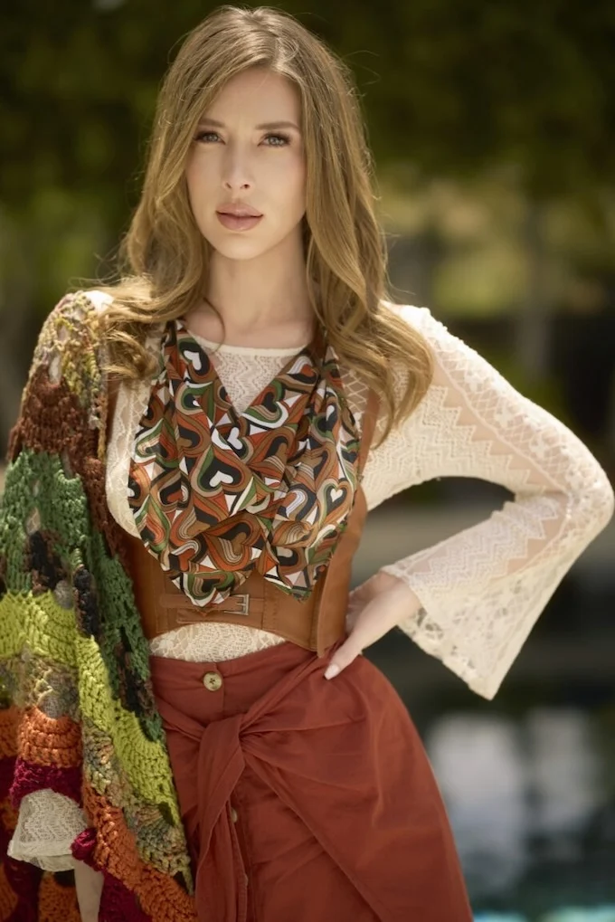 Beyond the Softbox: Why Roberto Valenzuela Wants You to Master the Art of Hard Light