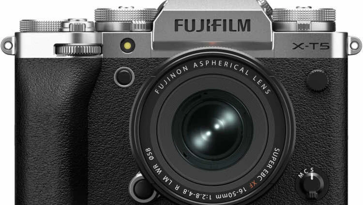 The Fujifilm X-Trans Saga: Engineering, Controversy, and the Evolution of the Digital Mosaic