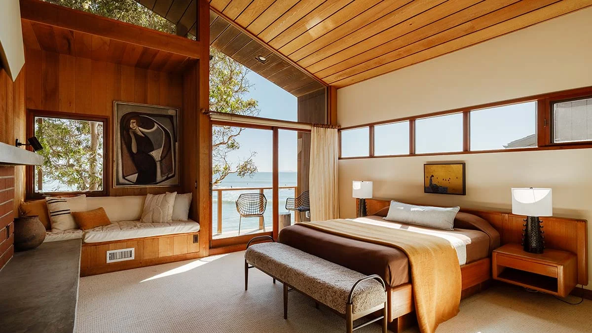 The Modernist Sanctuary of Tracy “Babs” Susman: A California Coastal Legacy Hits the Market