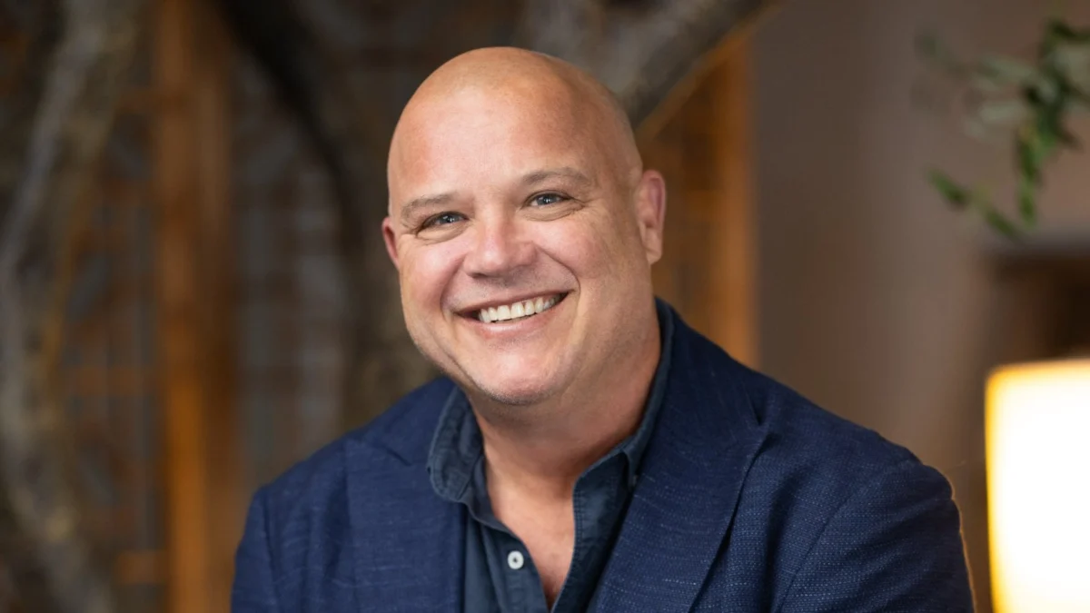 The Summer Pivot: How Programmatic DOOH is Redefining Retail Advertising in Australia